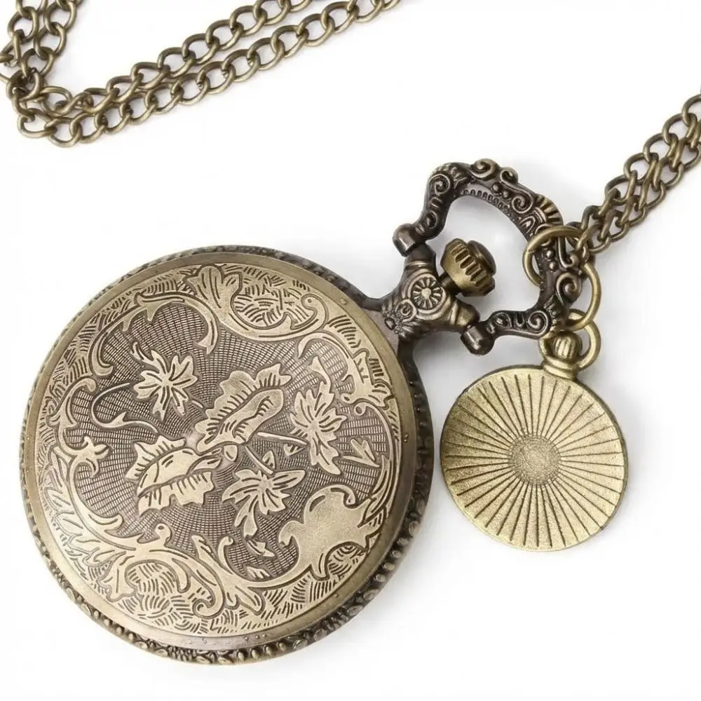New Retro Pocket Watch Colorful Dial Roman Label Roman Numeral Clock Necklace Pendant Bronze Quartz Clock Gift Men and Women
New Retro Pocket Watch Colorful Dial Roman Label Roman Numeral Clock Necklace Pendant Bronze Quartz Clock Gift Men and Women