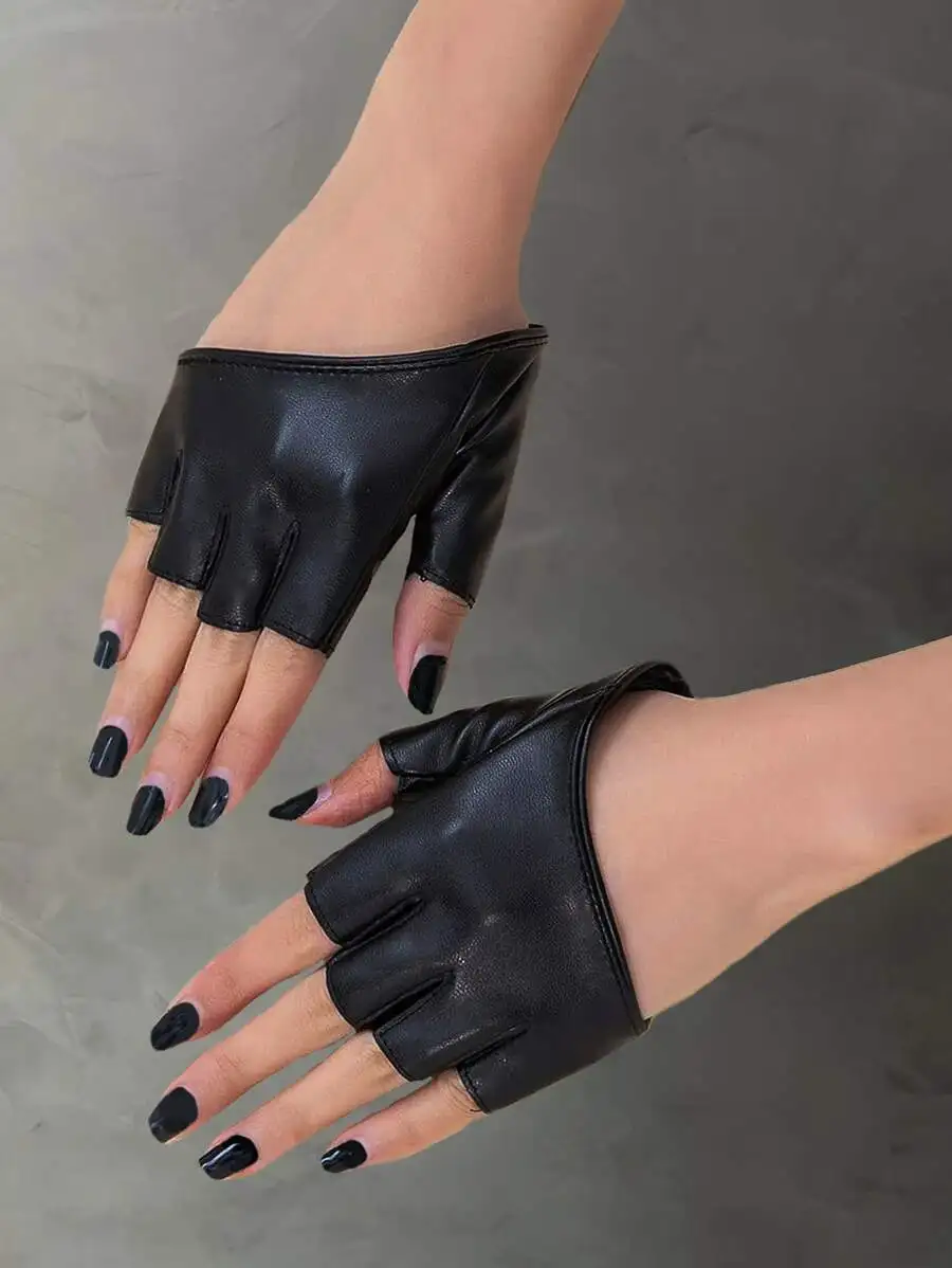 Black PU Diagonal Fingerless Gloves For Women Fashion Summer Holiday Valentines Day
Black PU Diagonal Fingerless Gloves For Women Fashion Summer Holiday Valentines Day