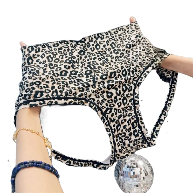 Leopard Print Sexy Transparent Mesh Panties Seamless Ice Silk Fat 85KG High Waist Briefs Large Size Women's Underwear Quick-dry
Leopard Print Sexy Transparent Mesh Panties Seamless Ice Silk Fat 85KG High Waist Briefs Large Size Women's Underwear Quick-dry