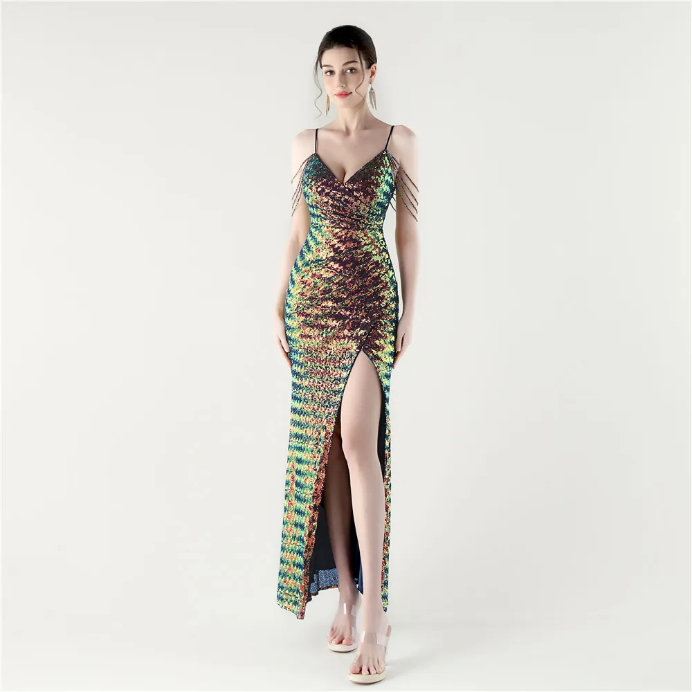 Women's Green Sequin V-Neck Beaded Evening Dress with Sexy Slit Long Maxi Prom Dress for Formal Party Occasions
Women's Green Sequin V-Neck Beaded Evening Dress with Sexy Slit Long Maxi Prom Dress for Formal Party Occasions