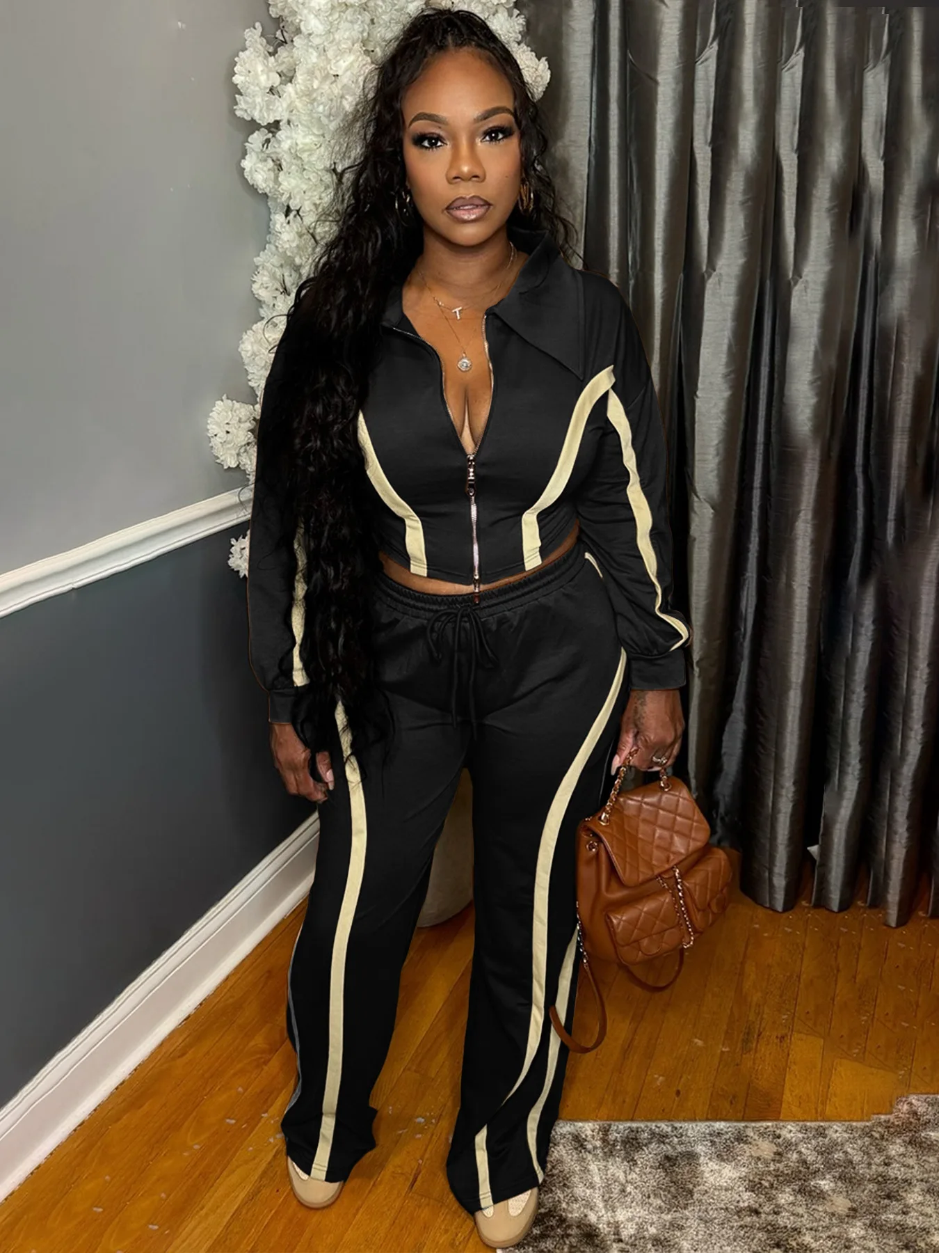 Women Tracksuit Set Fashion Striped Color Block Crop Jacke And Wide-Leg Pants Casual Two Piece Set Women Sportswear Joggers Set
Women Tracksuit Set Fashion Striped Color Block Crop Jacke And Wide-Leg Pants Casual Two Piece Set Women Sportswear Joggers Set