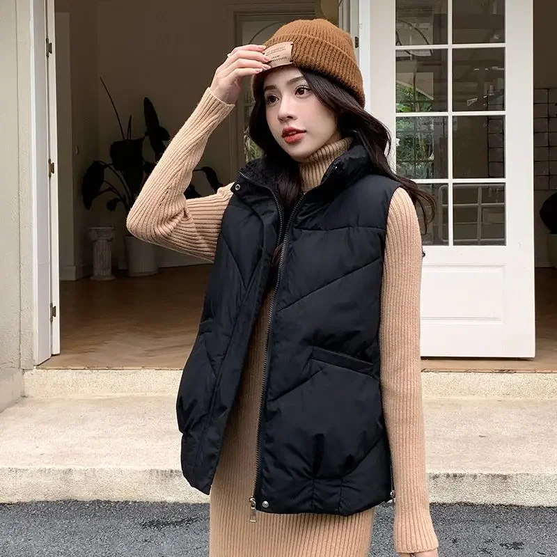 2025 Autumn Winter Women's Short Down Cotton Vest Stylish Cape Outerwear Jacket
2025 Autumn Winter Women's Short Down Cotton Vest Stylish Cape Outerwear Jacket
