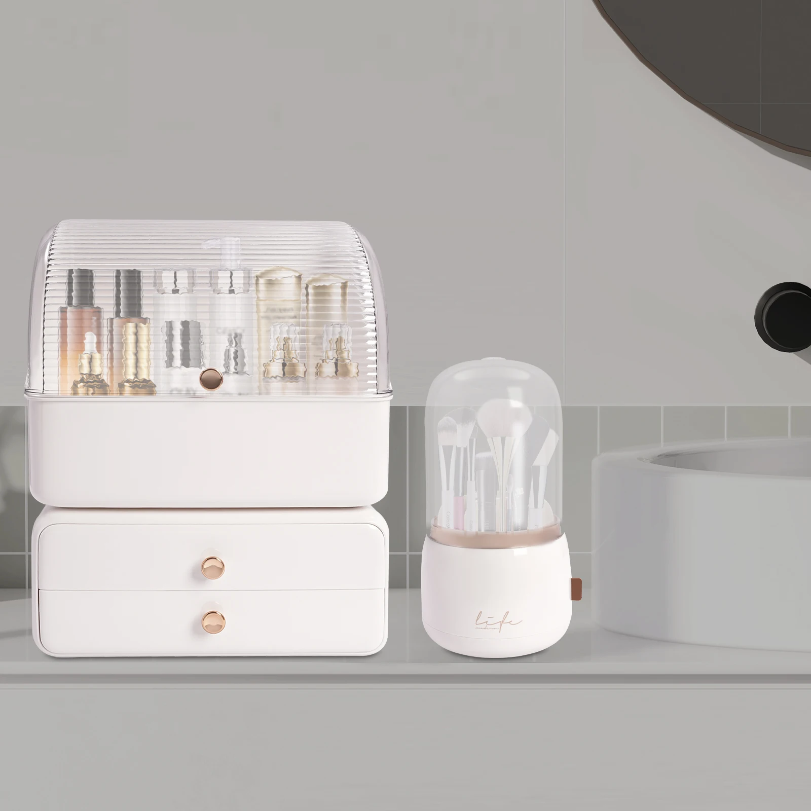 Multifunctional Makeup Organizer, White Plastic with Drawers and Brush Holder, Ideal for Cosmetics, Skincare, Jewelry
Multifunctional Makeup Organizer, White Plastic with Drawers and Brush Holder, Ideal for Cosmetics, Skincare, Jewelry