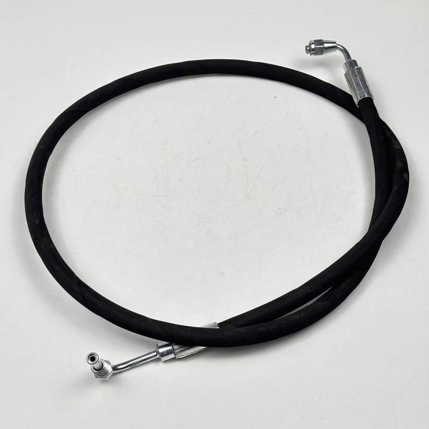 Trim Tilt Hydraulic Oil Hose 852839 For Volvo 290A 285A D41 D41B DP-A DP-A1 DP-A2 DP-B Engine
Trim Tilt Hydraulic Oil Hose 852839 For Volvo 290A 285A D41 D41B DP-A DP-A1 DP-A2 DP-B Engine