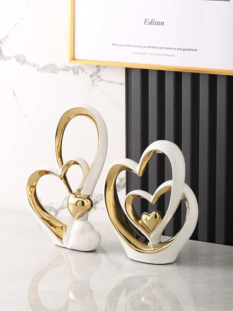 =Creative soul mate ornaments home accessories luxury high-end living room porch TV cabinet wine cabinet decoration crafts
=Creative soul mate ornaments home accessories luxury high-end living room porch TV cabinet wine cabinet decoration crafts