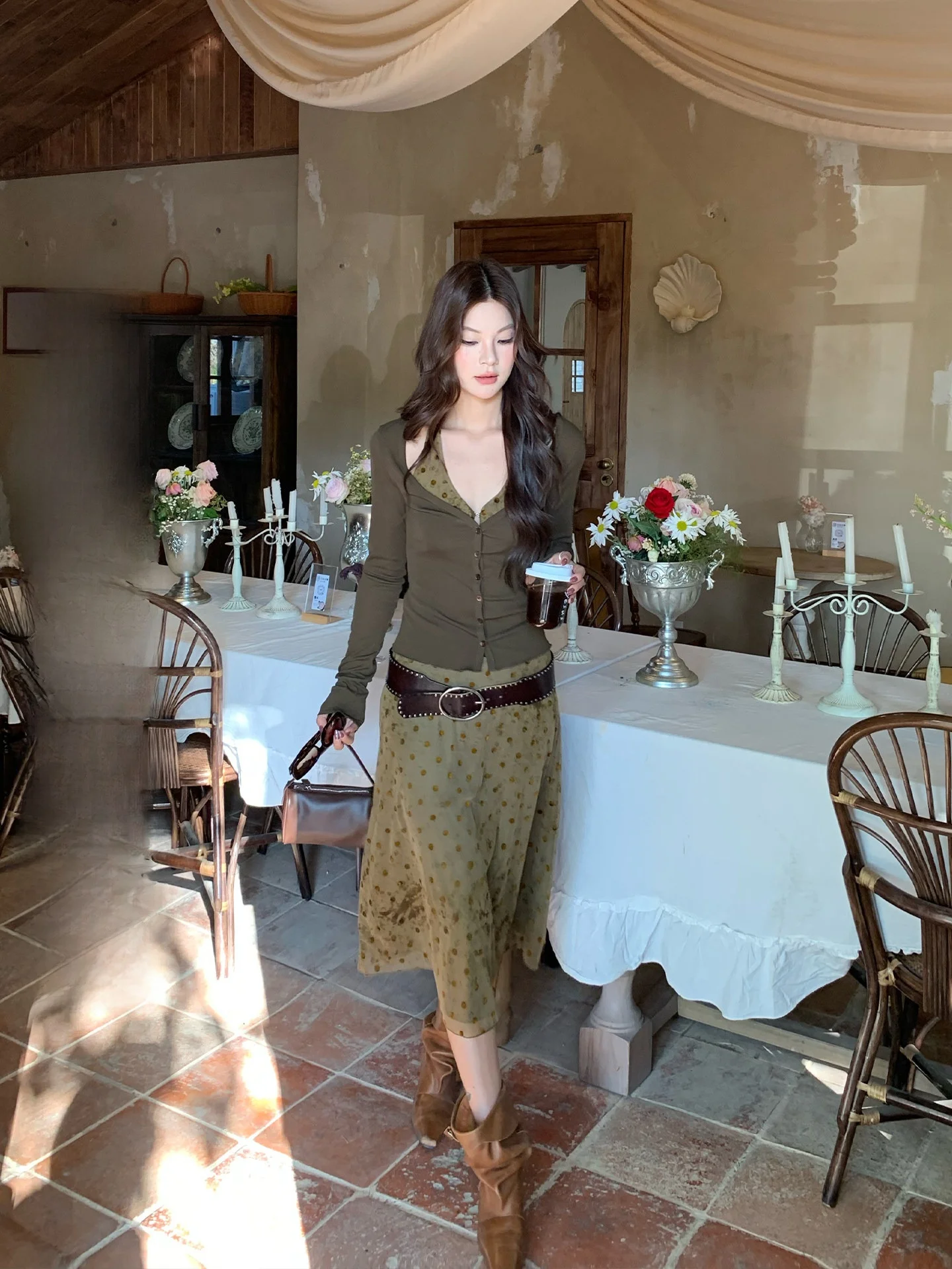 Retro Flocking Polka Dot Half Skirt Women's Mesh Splicing A-Line Early Autumn New Medium Length Skirts Fashion Ladies
Retro Flocking Polka Dot Half Skirt Women's Mesh Splicing A-Line Early Autumn New Medium Length Skirts Fashion Ladies