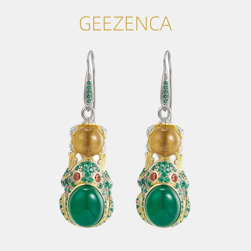 GEEZENCA, серебро 925, два тона, жаба, зеленый агат, кубический цирконий, висячие серьги, женские уникальные изящные роскошные массивные серьги
GEEZENCA, серебро 925, два тона, жаба, зеленый агат, кубический цирконий, висячие серьги, женские уникальные изящные роскошные массивные серьги