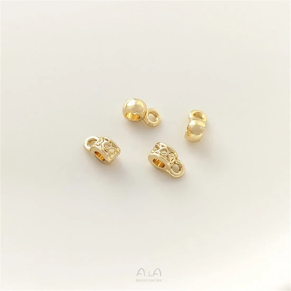 14K Gold 4mm Bucket Beads with Separated Beads Hanging Rings Handcrafted Pendant Accessories DIY Pearl Bracelet Jewelry Material
14K Gold 4mm Bucket Beads with Separated Beads Hanging Rings Handcrafted Pendant Accessories DIY Pearl Bracelet Jewelry Material