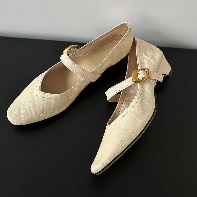Square Toe Thick Heel Single Strap Pumps French Style Buckle Shallow High Heels Versatile Mary Jane Women Shoes Chaussure Femme
Square Toe Thick Heel Single Strap Pumps French Style Buckle Shallow High Heels Versatile Mary Jane Women Shoes Chaussure Femme