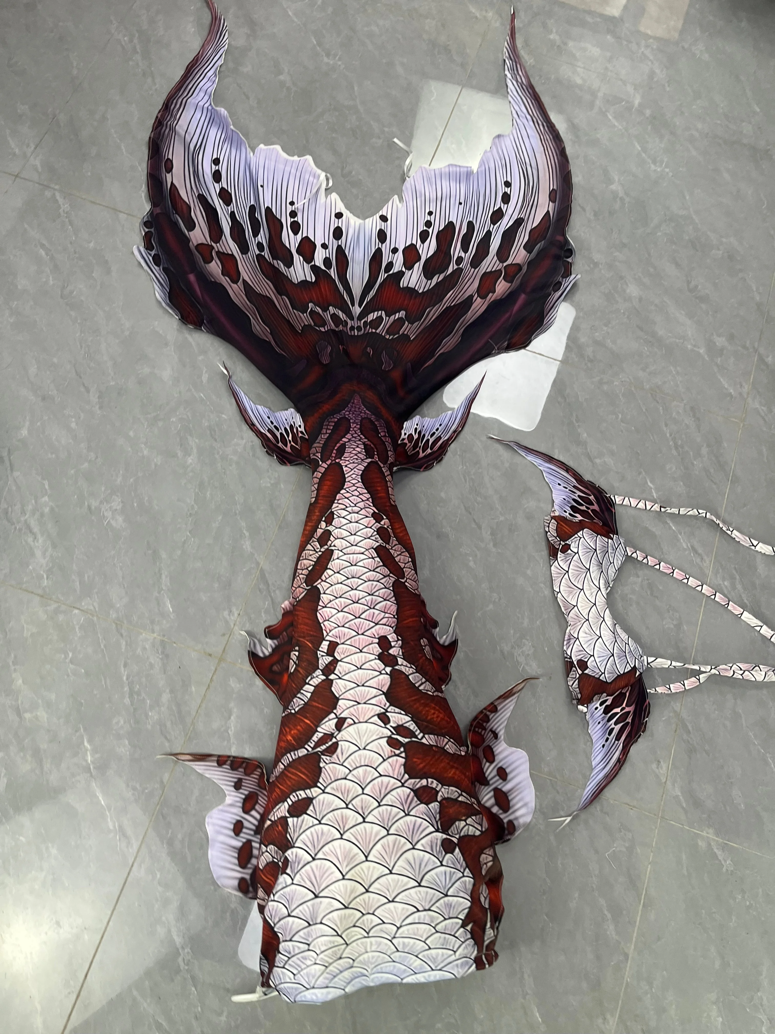 Professional Underwater Training Comfortable Adult Mermaid Costume Freediving Shooting Mermaid Tail
Professional Underwater Training Comfortable Adult Mermaid Costume Freediving Shooting Mermaid Tail