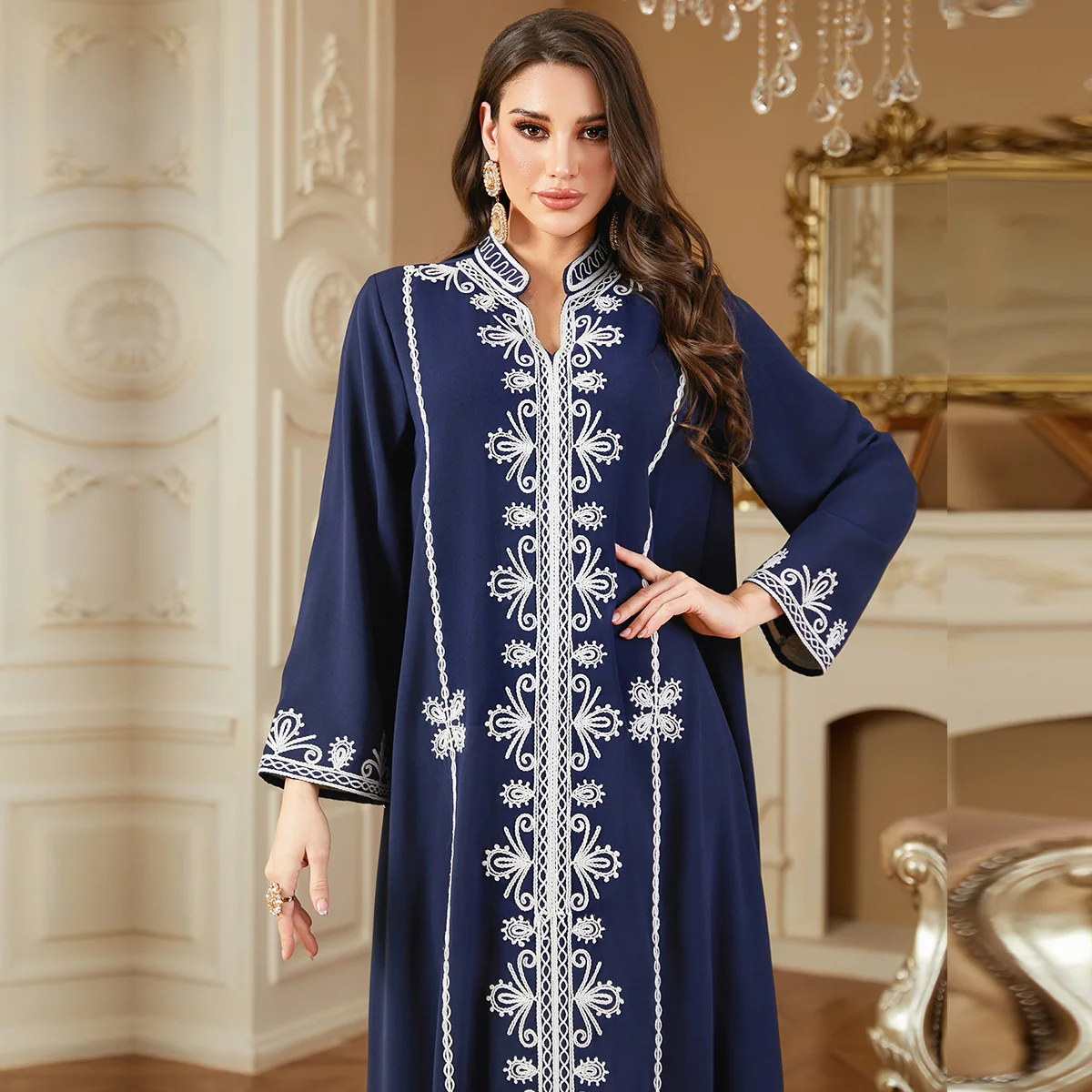 Абая с вышивкой для женщин, мусульманское платье Ид Рамадан, Дубай, кафтан, ислам, Джалабия, женское мусульманское платье, кафтан, марокканский халат
Абая с вышивкой для женщин, мусульманское платье Ид Рамадан, Дубай, кафтан, ислам, Джалабия, женское мусульманское платье, кафтан, марокканский халат