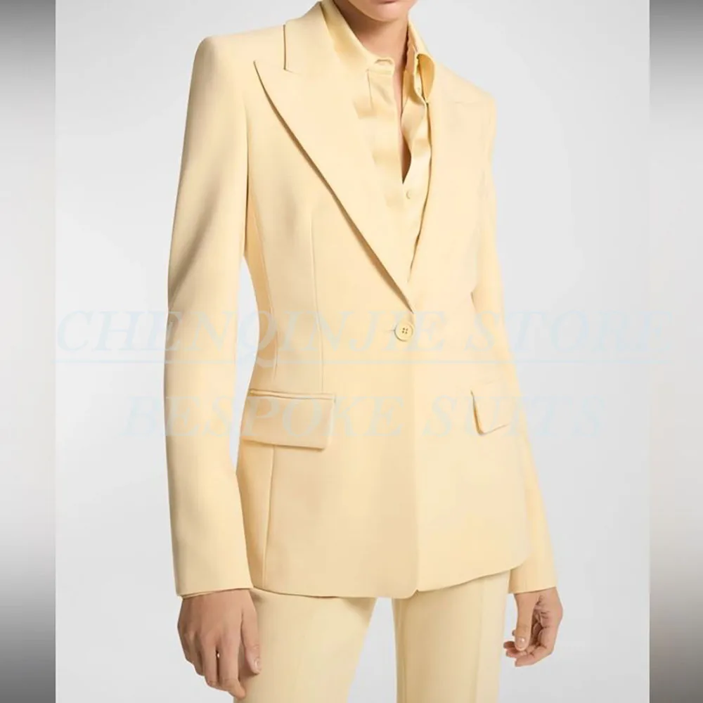 High Quality Light Yellow Women's Suits Blazer Chic One Button Peak Lapel Slim Fit Female Clothing Custom 2 Piece Jacket Pants
High Quality Light Yellow Women's Suits Blazer Chic One Button Peak Lapel Slim Fit Female Clothing Custom 2 Piece Jacket Pants