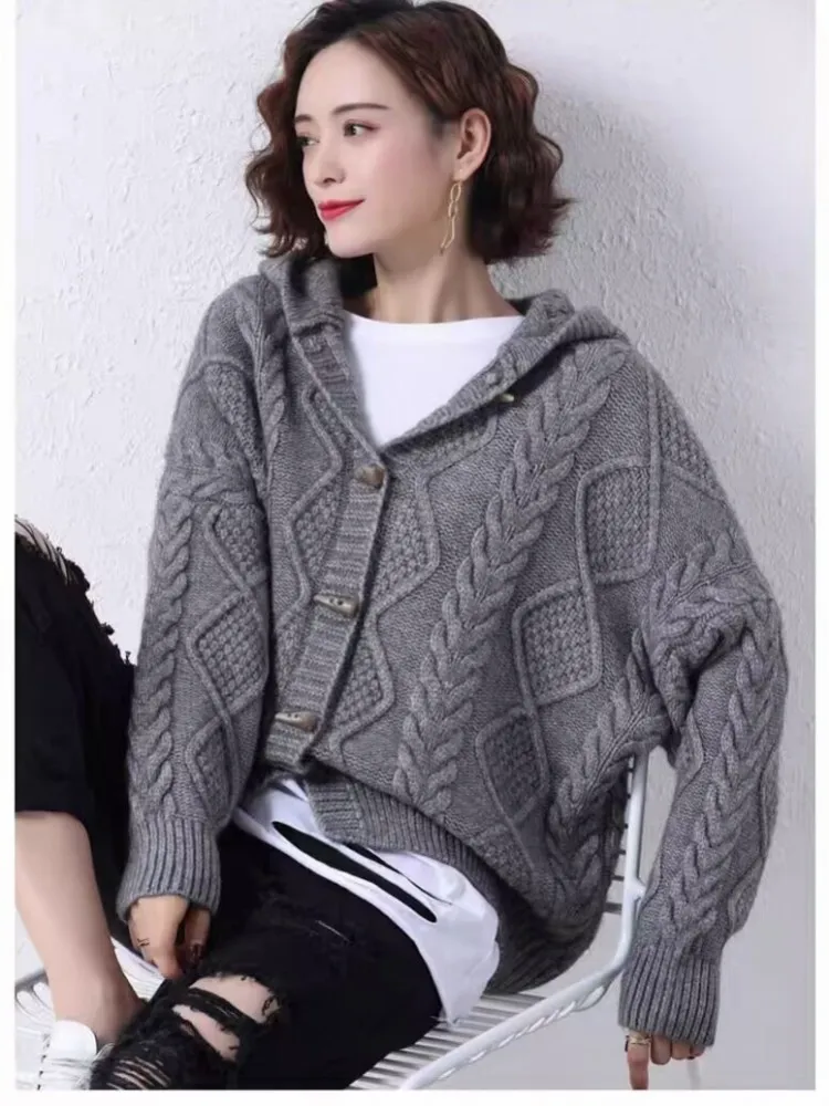 Europe and the United States explosions plus size elegant women's plus size basic half sleeve slightly elastic cardigan 
Europe and the United States explosions plus size elegant women's plus size basic half sleeve slightly elastic cardigan