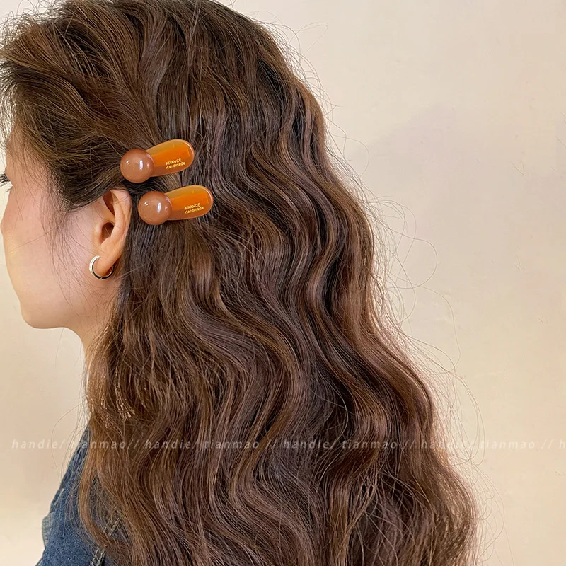 High-End Metal Niche Design Autumn and Winter Hair Clips for Girls, Cute Ins-Style Hairpins, Children's Elegant Wholesale Hair Clips
High-End Metal Niche Design Autumn and Winter Hair Clips for Girls, Cute Ins-Style Hairpins, Children's Elegant Wholesale Hair Clips