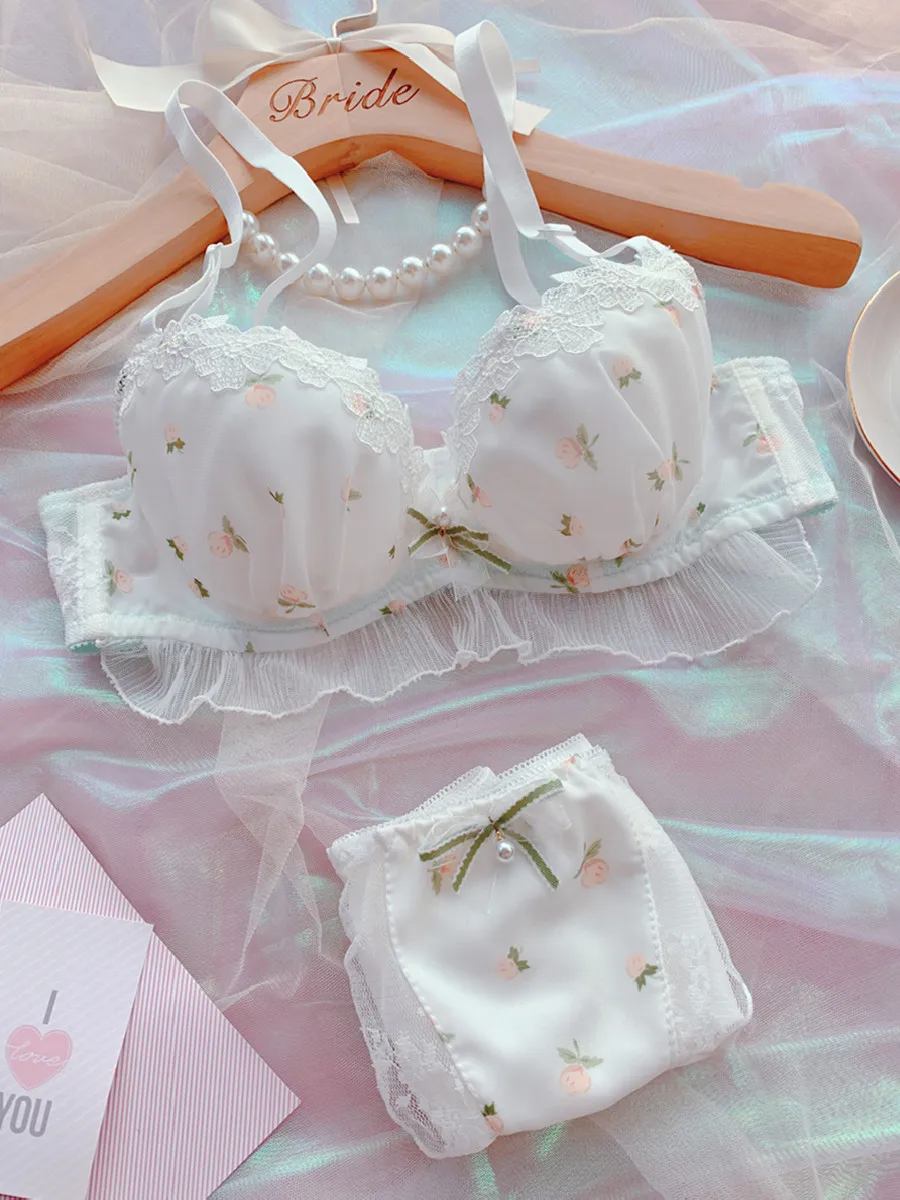 New summer fresh girls linergei with pantys have steel ring thin cup bra set lace cute printed chiffon underwear sets
New summer fresh girls linergei with pantys have steel ring thin cup bra set lace cute printed chiffon underwear sets