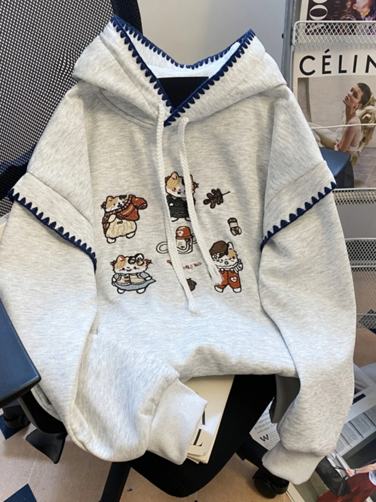 Kawaii Embroidery Fleece Lined Hoodie Women's Small Size Outerwear Korean Style Loose Fit Long Sleeve Autumn Winter Sweat...
Kawaii Embroidery Fleece Lined Hoodie Women's Small Size Outerwear Korean Style Loose Fit Long Sleeve Autumn Winter Sweat...