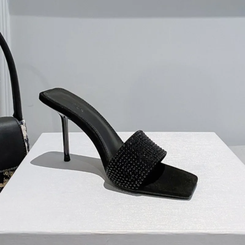 Heeled Slippers Square Headed Rhinestone Thin Heeled Cool Slippers Summer New Fashion Sexy High Heeled Sandals Women's Heels
Heeled Slippers Square Headed Rhinestone Thin Heeled Cool Slippers Summer New Fashion Sexy High Heeled Sandals Women's Heels