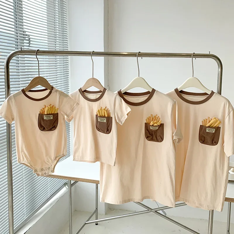 Parent-Child Matching t-Shirt For Family Matching Summer Short Sleeve Tee Shirt Women Baby Kids Top Dad Mom Son Daughter Clothes
Parent-Child Matching t-Shirt For Family Matching Summer Short Sleeve Tee Shirt Women Baby Kids Top Dad Mom Son Daughter Clothes