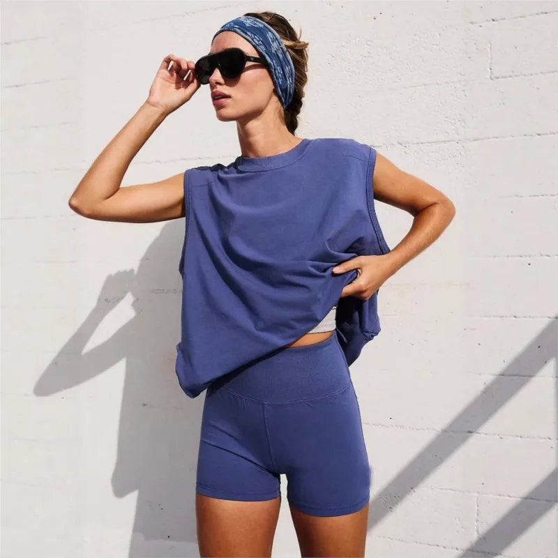 Casual Simple Solid Color Women's Sports Two Piece Set Summer Fashion Round Neck Top+Shorts Suit Ladies Comfortable Sweat Outfit
Casual Simple Solid Color Women's Sports Two Piece Set Summer Fashion Round Neck Top+Shorts Suit Ladies Comfortable Sweat Outfit