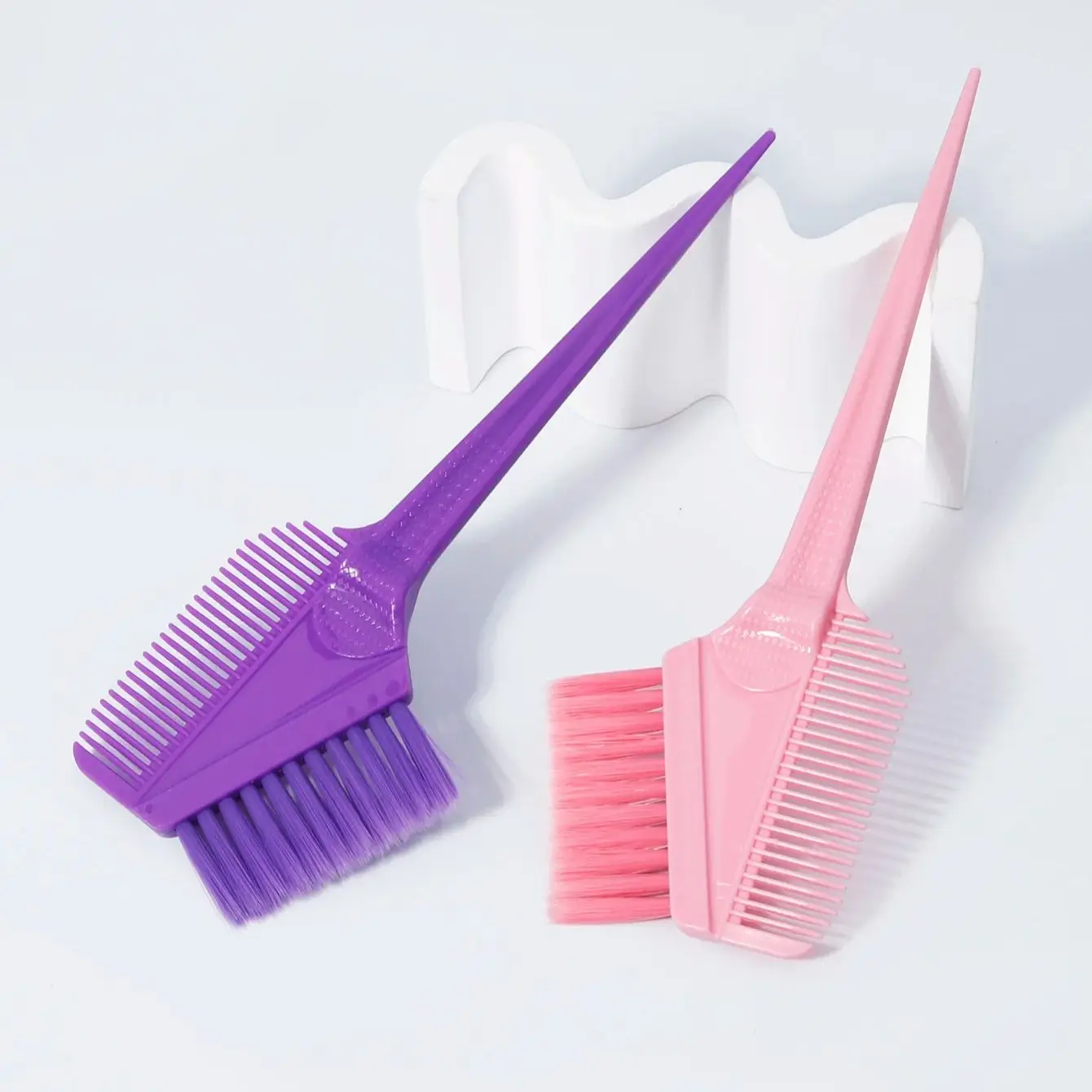 Professional Hair Dyeing Brush - Soft Mane Hair Dyeing Tool, Suitable for Home Use,special for real hair wigs
Professional Hair Dyeing Brush - Soft Mane Hair Dyeing Tool, Suitable for Home Use,special for real hair wigs