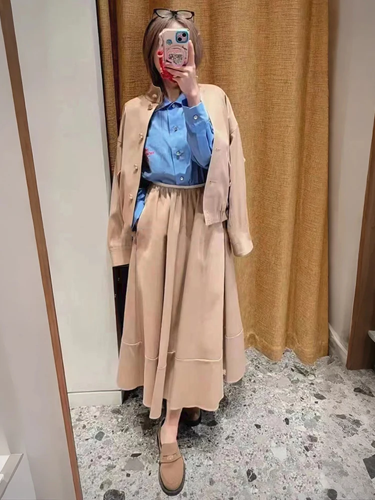 Early Spring Design Pure Color Gold Button Loose Stand Collar Waist Cinched Jacket Skirt Set Women's Casual Sportswear Set
Early Spring Design Pure Color Gold Button Loose Stand Collar Waist Cinched Jacket Skirt Set Women's Casual Sportswear Set