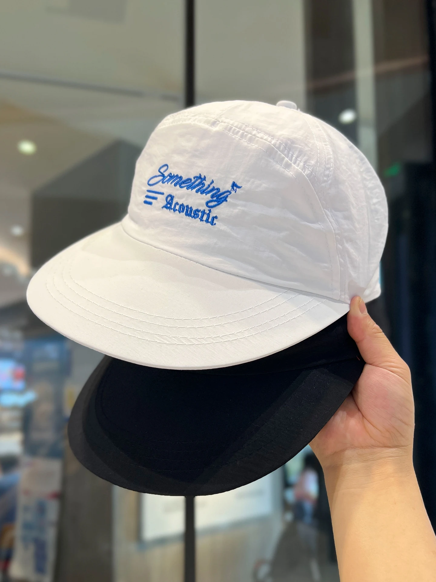 Wide-brimmed sunshade cap, men's and women's outdoor quick-drying breathable baseball cap, versatile face-showing small sun hat
Wide-brimmed sunshade cap, men's and women's outdoor quick-drying breathable baseball cap, versatile face-showing small sun hat
