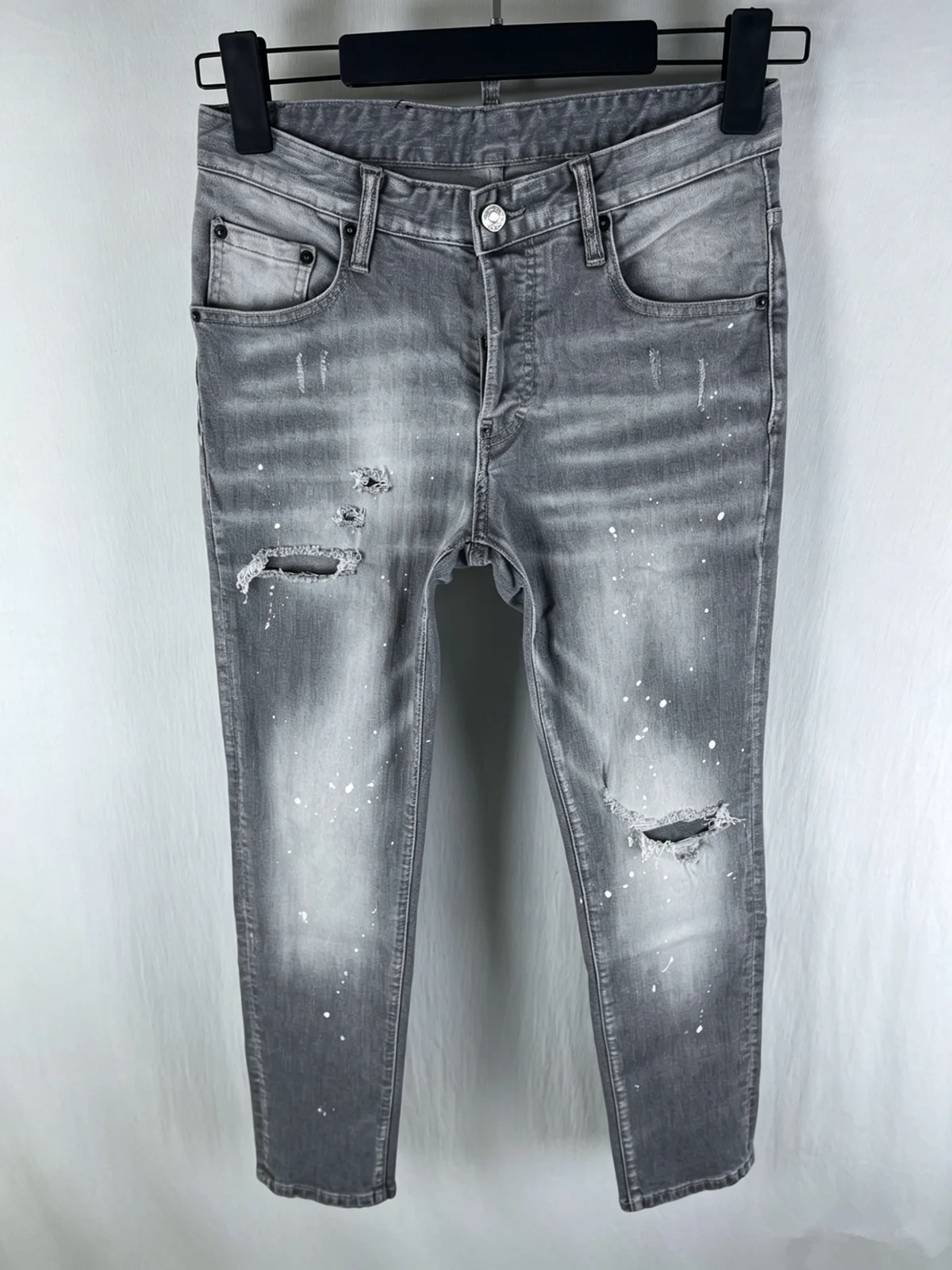 6067 Four Seasons New Men's Wear Washed Patch Paint Three-dimensional Cut Leg Grey Jeans for Men
6067 Four Seasons New Men's Wear Washed Patch Paint Three-dimensional Cut Leg Grey Jeans for Men