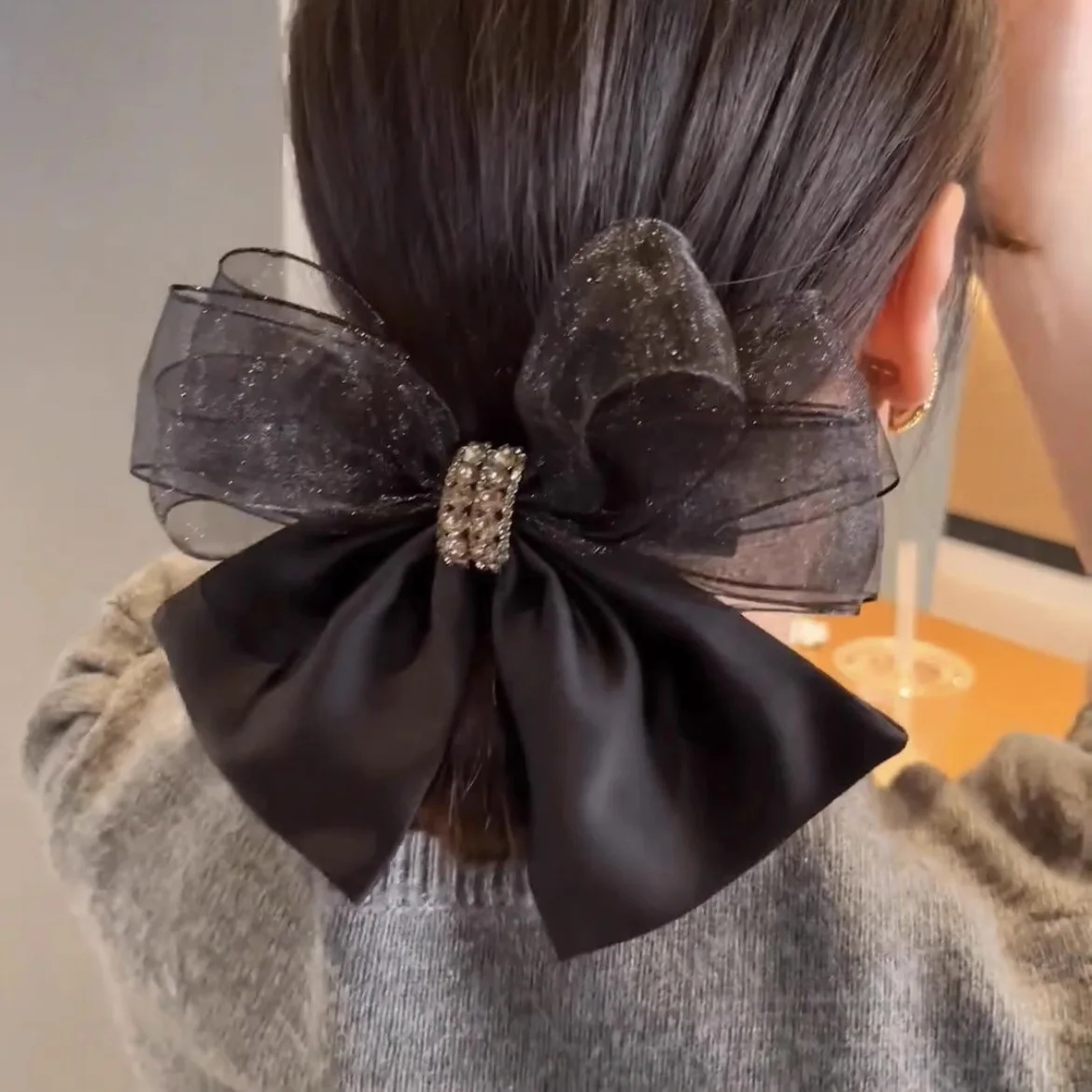 Rhinestone Organza Bow Spring Hair Clasp Premium Elegant Back of Head Hair Pin for Women Daily Versatile
Rhinestone Organza Bow Spring Hair Clasp Premium Elegant Back of Head Hair Pin for Women Daily Versatile