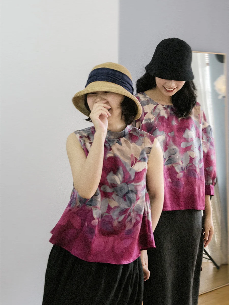 Original Design Silk Satin Loose Top Printed Oil Painting Flowers Xingchen And Poetry for Women Summer 2023 Regular Length
Original Design Silk Satin Loose Top Printed Oil Painting Flowers Xingchen And Poetry for Women Summer 2023 Regular Length