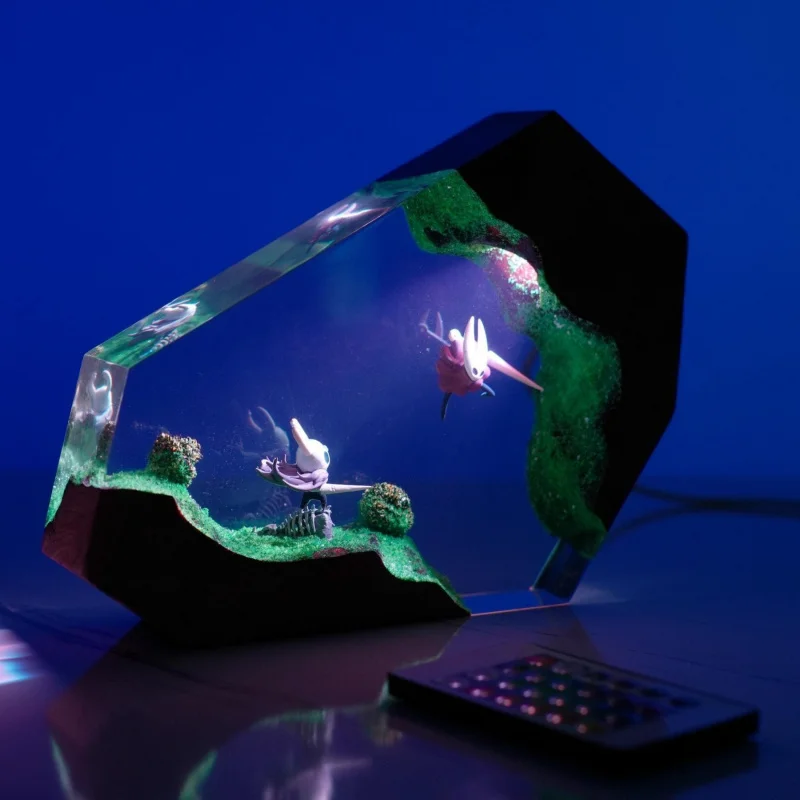 Cross-border best-selling Hollow Knight style epoxy resin night light desktop ornament creative lighting fixture
Cross-border best-selling Hollow Knight style epoxy resin night light desktop ornament creative lighting fixture