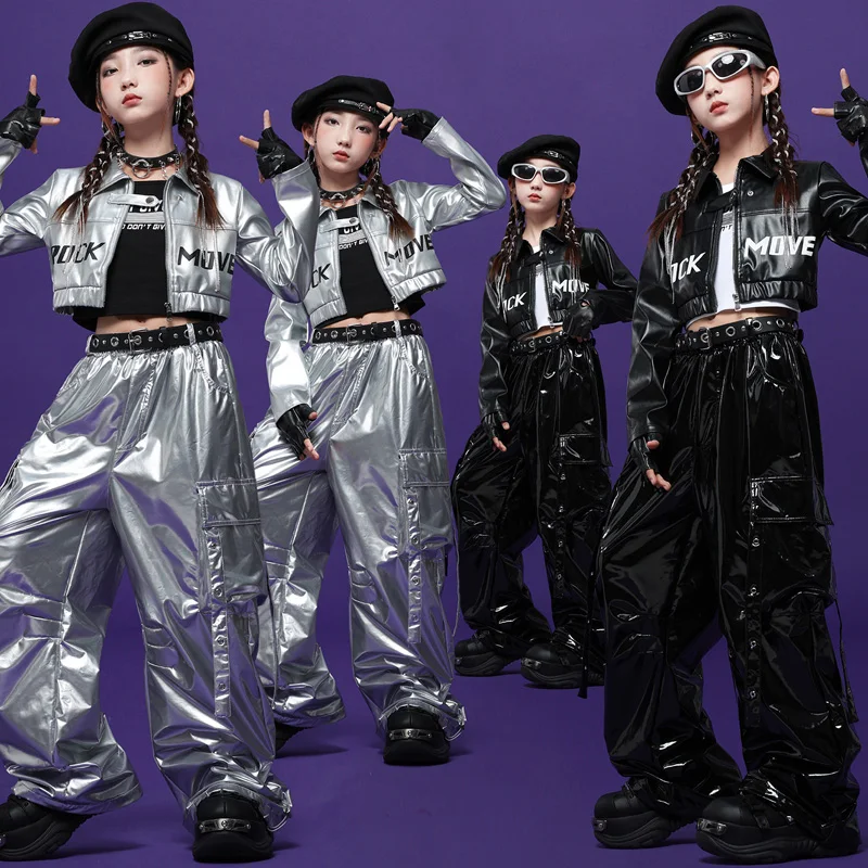 Girls Street Dance Clothes Set Black Silver Leather Suit Jacket Cargo Pants Group Hip Hop Performance Outfits
Girls Street Dance Clothes Set Black Silver Leather Suit Jacket Cargo Pants Group Hip Hop Performance Outfits