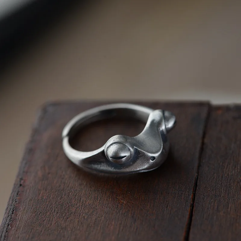 Unusual Prideful Mr Frog Rings for Women 925 Silver Creative Gentlemen Toad Ring Vintage Thai Silver Jewelry Novel Animals Gifts
Unusual Prideful Mr Frog Rings for Women 925 Silver Creative Gentlemen Toad Ring Vintage Thai Silver Jewelry Novel Animals Gifts