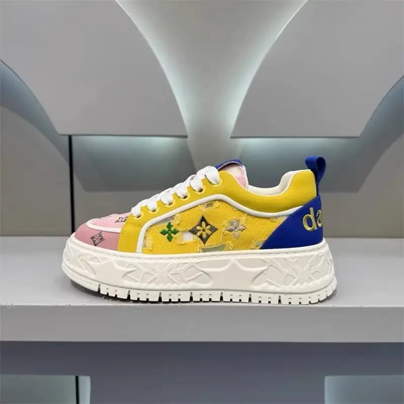 YSHUNIJ модная брендовая мужская обувь на толстой подошве с цветными блоками, осень 2023 года, популярная модная повседневная обувь высокого класса
YSHUNIJ модная брендовая мужская обувь на толстой подошве с цветными блоками, осень 2023 года, популярная модная повседневная обувь высокого класса