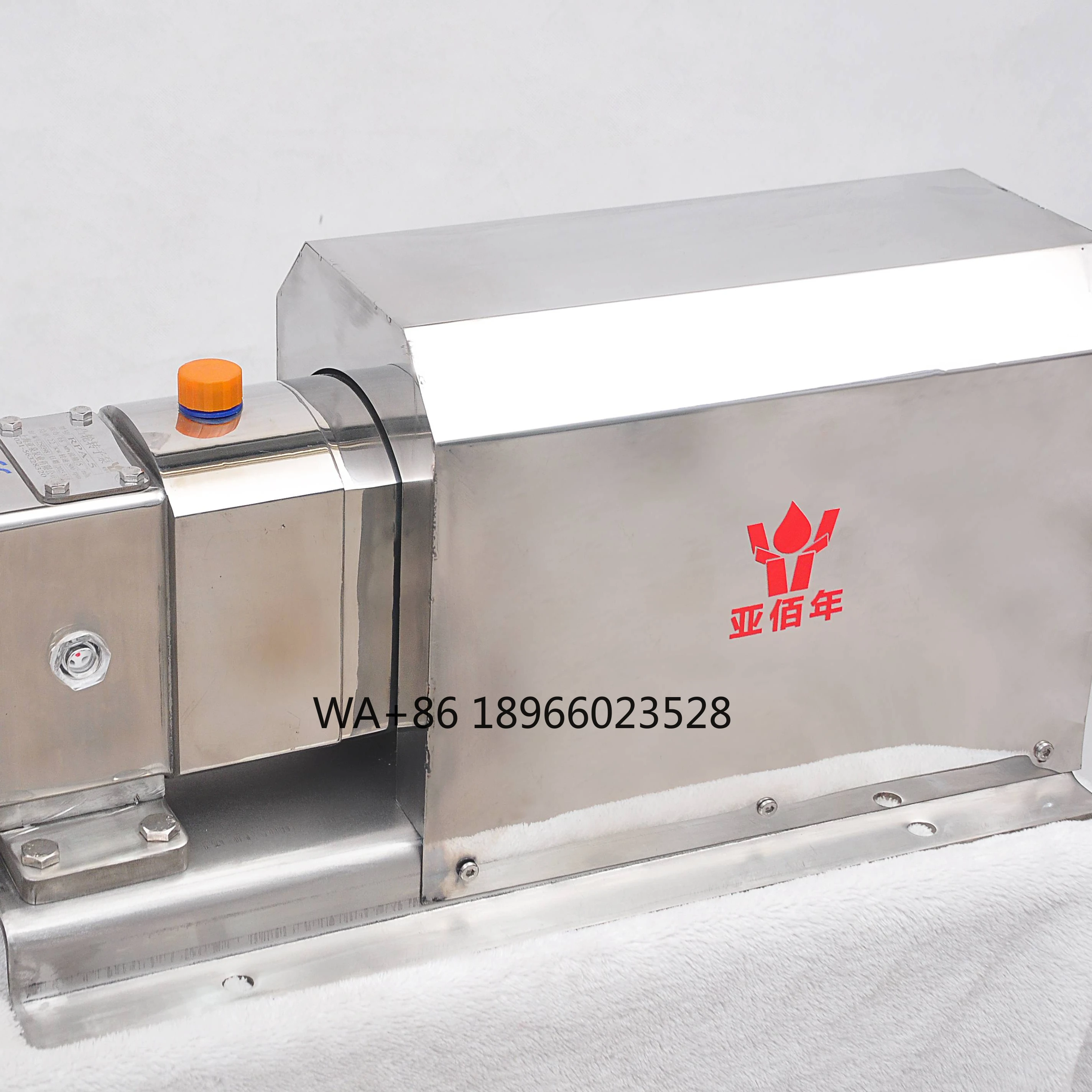 Hygienic Single-lobe Sanitary Rotor Pump Stainless Steel SS304 Edible Oil Cooking Oil Machining Wastewater Treatment Vacuum Use
Hygienic Single-lobe Sanitary Rotor Pump Stainless Steel SS304 Edible Oil Cooking Oil Machining Wastewater Treatment Vacuum Use