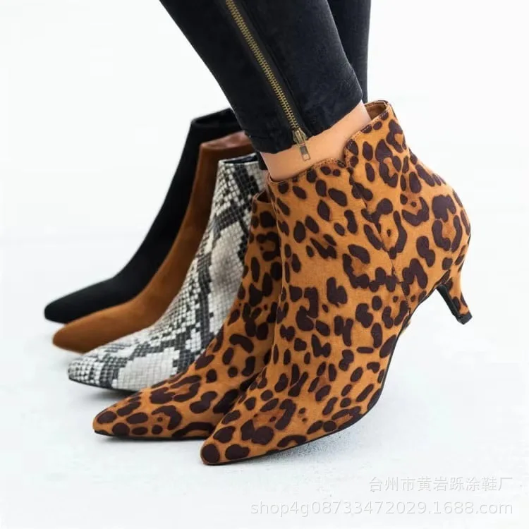 Autumn and winter new leopard print women's shoes popular short boots and thin heel ankle boots pointed single
Autumn and winter new leopard print women's shoes popular short boots and thin heel ankle boots pointed single