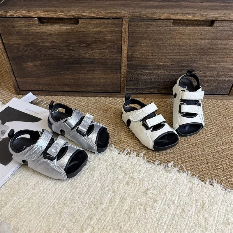 Kids'Casual Shoes Sandals Solid Color PU Leather Summer Flat Bottom Shoes For Girls Anti-slip Silver White Shoes Size 26-36
Kids'Casual Shoes Sandals Solid Color PU Leather Summer Flat Bottom Shoes For Girls Anti-slip Silver White Shoes Size 26-36