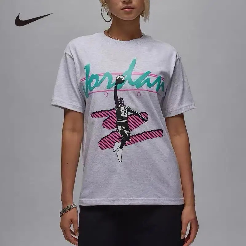 Nike Jordan Women Printed T-Shirt Retro Classic Short Sleeve Tops Breathable Loose Casual Streetwear Tees HJ0130-051
Nike Jordan Women Printed T-Shirt Retro Classic Short Sleeve Tops Breathable Loose Casual Streetwear Tees HJ0130-051