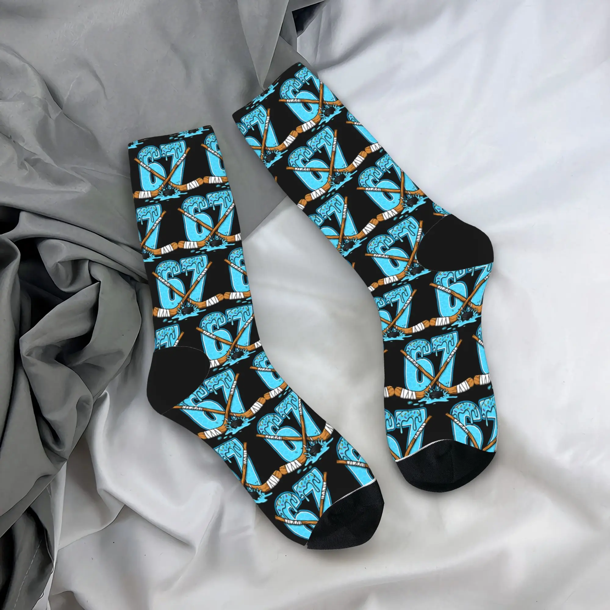 Men's Socks Ice Cream Drip Hockey Number 67 Stockings Anti Skid Soft Breathable Socks Winter Korean Design Skateboard Socks
Men's Socks Ice Cream Drip Hockey Number 67 Stockings Anti Skid Soft Breathable Socks Winter Korean Design Skateboard Socks
