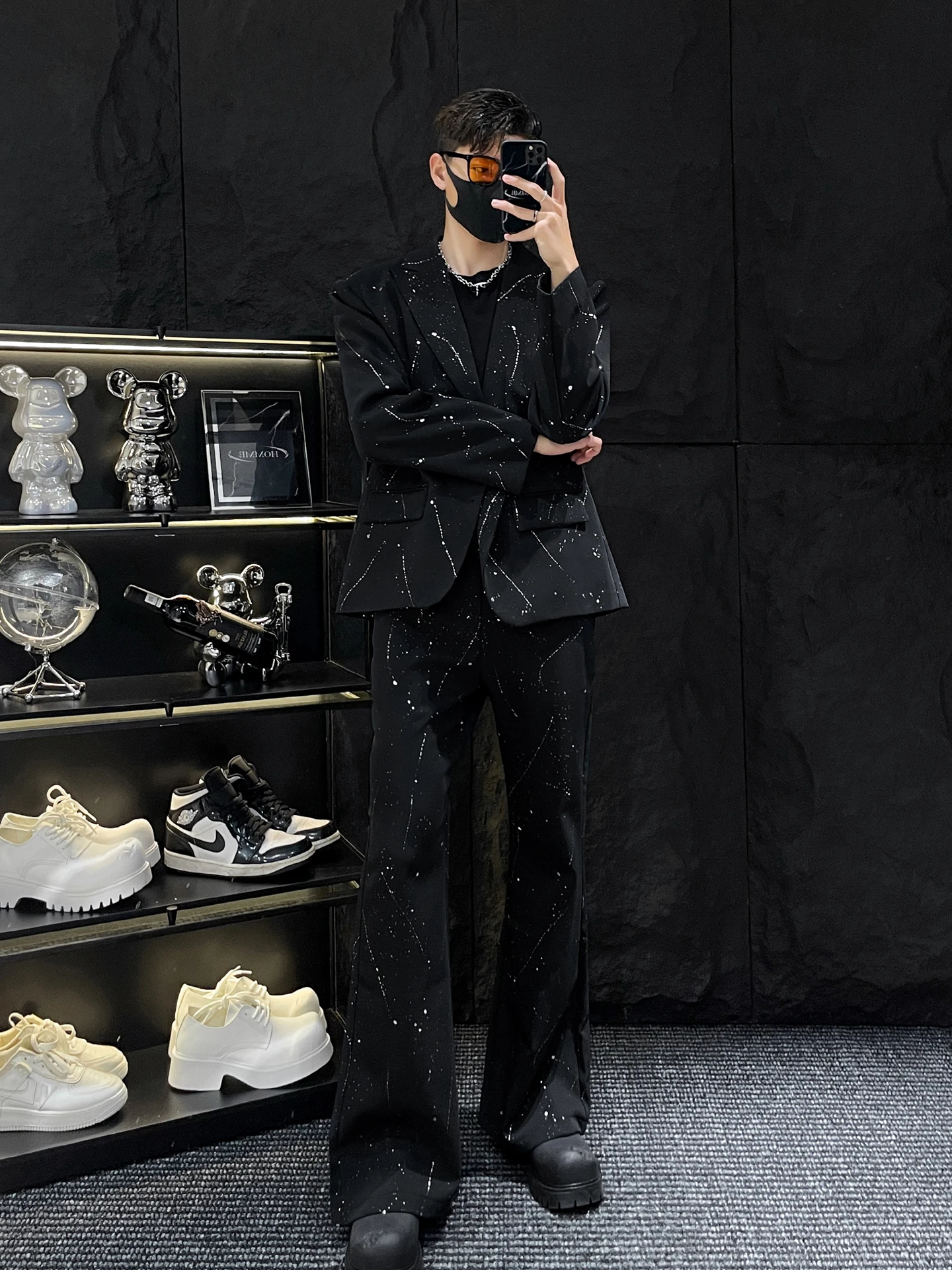 Golden Emed Men's Suit Two-Piece Set High Waist Flared Trousers Casual Chic Youthful Trend Chinese Brand Spring Autumn Wear
Golden Emed Men's Suit Two-Piece Set High Waist Flared Trousers Casual Chic Youthful Trend Chinese Brand Spring Autumn Wear