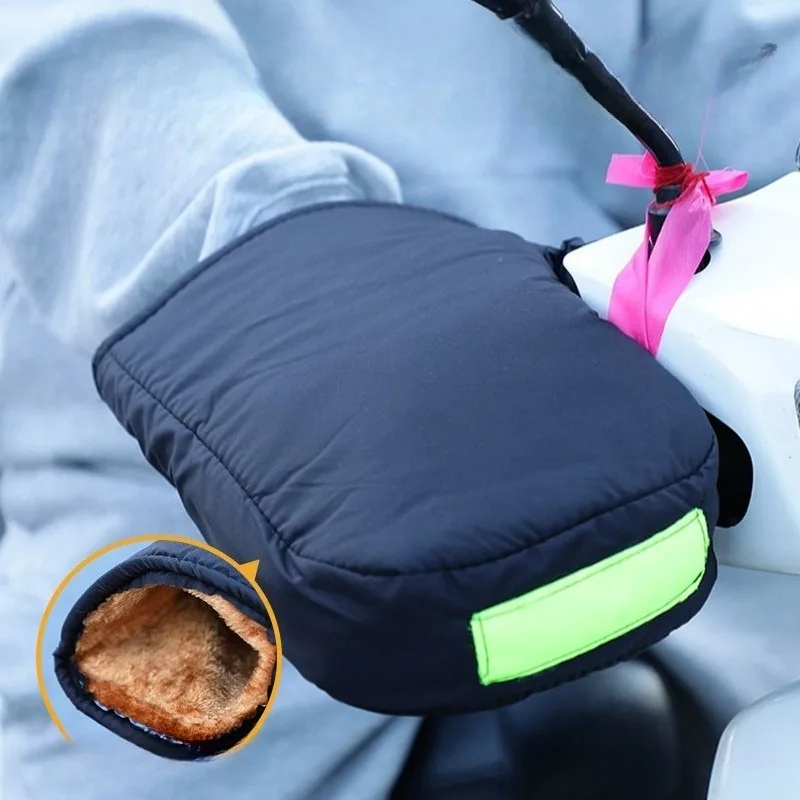 Fleece Gloves Riding Winter Thickened Cold-proof Motorcycle Electric Vehicle Waterproof Windshield Sun Protection Warm Hand
Fleece Gloves Riding Winter Thickened Cold-proof Motorcycle Electric Vehicle Waterproof Windshield Sun Protection Warm Hand