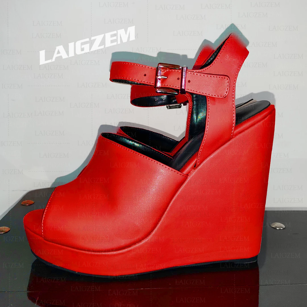 LAIGZEM/женские сандалии 13–14,5 см, туфли-лодочки на танкетке с ремешком на щиколотке, увеличивающие рост, женская обувь для выпускного вечера, женские большие размеры 42 47
LAIGZEM/женские сандалии 13–14,5 см, туфли-лодочки на танкетке с ремешком на щиколотке, увеличивающие рост, женская обувь для выпускного вечера, женские большие размеры 42 47