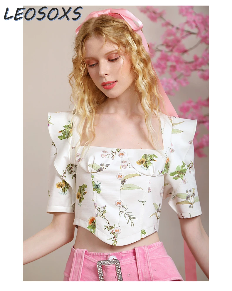 Retro Printed Top for Women 2024 Summer New Elegant Artistic Fashion Short Sleeve Tops Casual Square Collar Women Y2k Aesthetic
Retro Printed Top for Women 2024 Summer New Elegant Artistic Fashion Short Sleeve Tops Casual Square Collar Women Y2k Aesthetic