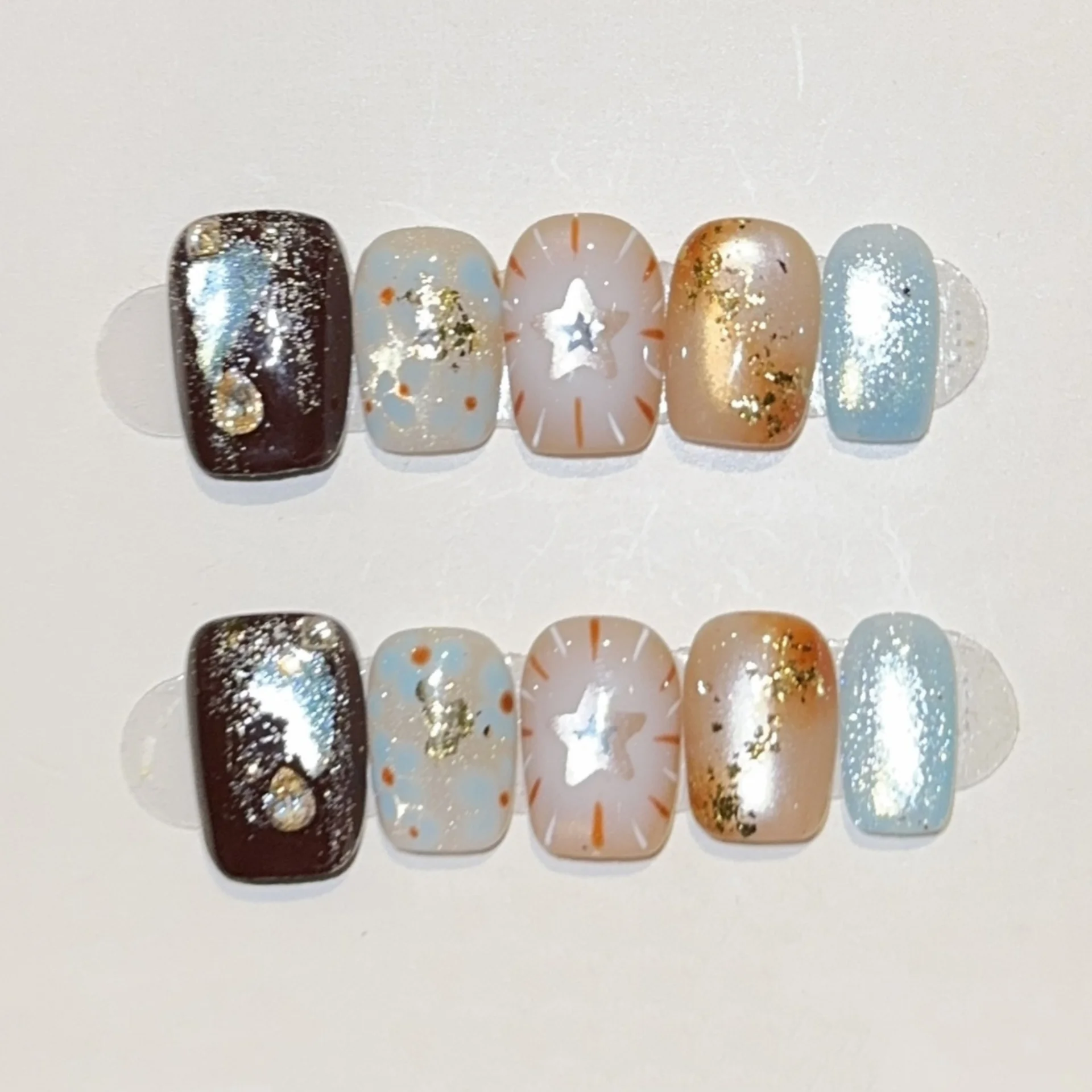 10pcs Cat's Eye Handmade Nails Sets Press on Shiny Powder Design Short Square False Nails Tips Rhinestone Star Blue Fake Nail
10pcs Cat's Eye Handmade Nails Sets Press on Shiny Powder Design Short Square False Nails Tips Rhinestone Star Blue Fake Nail