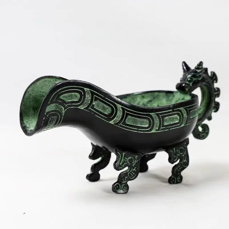 Rare Old Chinese HanDyansty(25---186)bronze Pour Water Cup statue, home collection room decoration film and television props,#02
Rare Old Chinese HanDyansty(25---186)bronze Pour Water Cup statue, home collection room decoration film and television props,#02