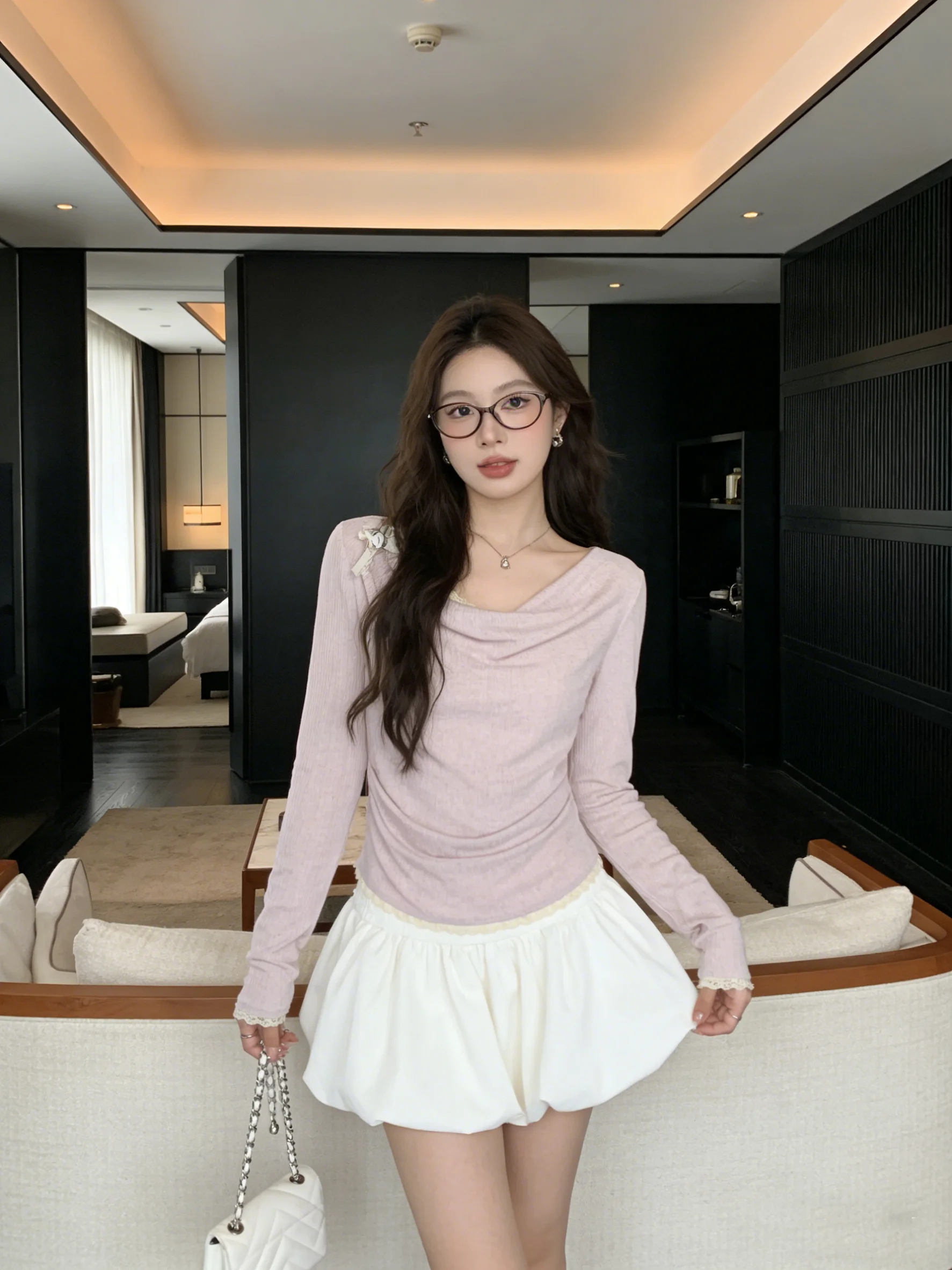 Early Spring Lace Splice Long Sleeve Knitted Top Women's Standard Fit Korean Style Skin-friendly Breathable Neck T-shirt
Early Spring Lace Splice Long Sleeve Knitted Top Women's Standard Fit Korean Style Skin-friendly Breathable Neck T-shirt