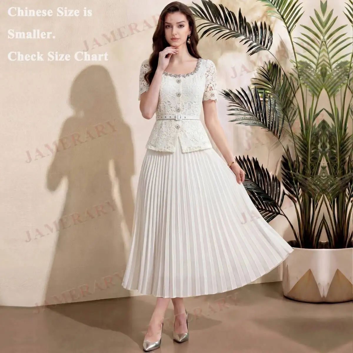 Brand Rhinestone Summer Luxury Formal Evening Lace Long Dresses Women Short Sleeve Diamond Hollow Embroidery Chiffon Dress Party
Brand Rhinestone Summer Luxury Formal Evening Lace Long Dresses Women Short Sleeve Diamond Hollow Embroidery Chiffon Dress Party