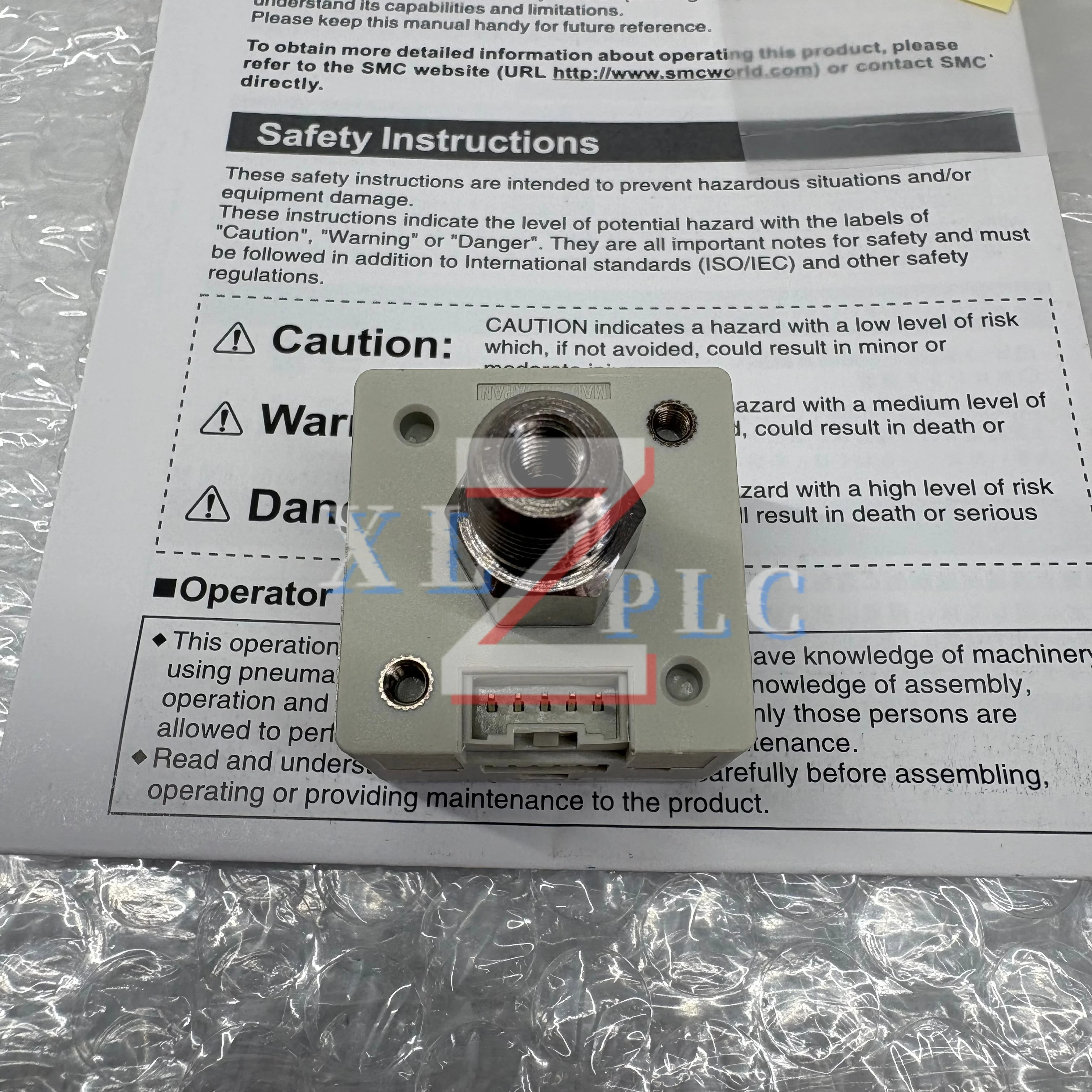 ISE30A-01-P-L digital pressure gauge 100%NEW
ISE30A-01-P-L digital pressure gauge 100%NEW