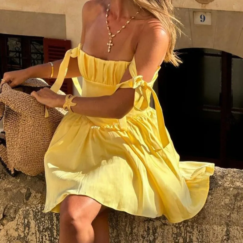 Talenza Yellow Halter Dress Fashion Sleeveless Backless Lace-up Belt Pleated Slim Sheath Mini Dresses Female Party Evening Gowns
Talenza Yellow Halter Dress Fashion Sleeveless Backless Lace-up Belt Pleated Slim Sheath Mini Dresses Female Party Evening Gowns