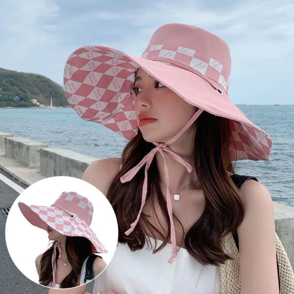 Fashion Foldable Women Sun Hat Korean style UV Protection Double-sided Bucket Hat Sunshade Large Brim Beach Hat Summer
Fashion Foldable Women Sun Hat Korean style UV Protection Double-sided Bucket Hat Sunshade Large Brim Beach Hat Summer