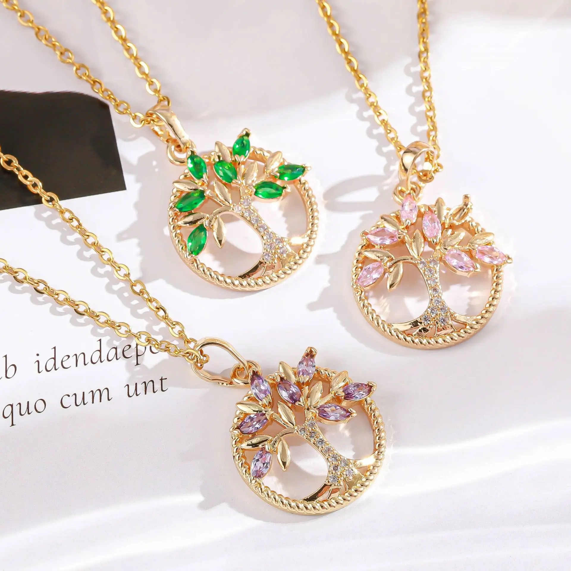 3pcs/ Bag Popular Jewelry Copper Plated 18k Gold Round Hollow Life Tree Necklace Women's Smart Tree Pendant Clavicle Chain
3pcs/ Bag Popular Jewelry Copper Plated 18k Gold Round Hollow Life Tree Necklace Women's Smart Tree Pendant Clavicle Chain